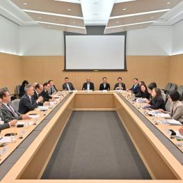 與香港特區政府文化體育及旅遊局局長會面_20250305_05